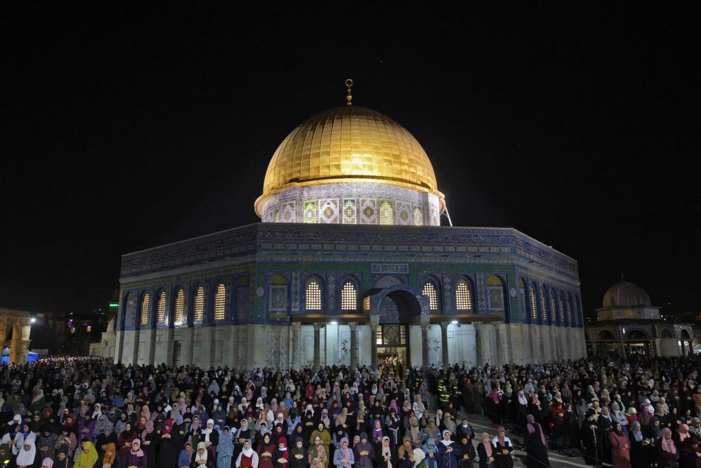 Islamic beliefs and practices associated with Ramadan - The Night of Power: Lailat al-Qadr in Ramadan